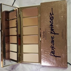 Tarte Contour Pallet